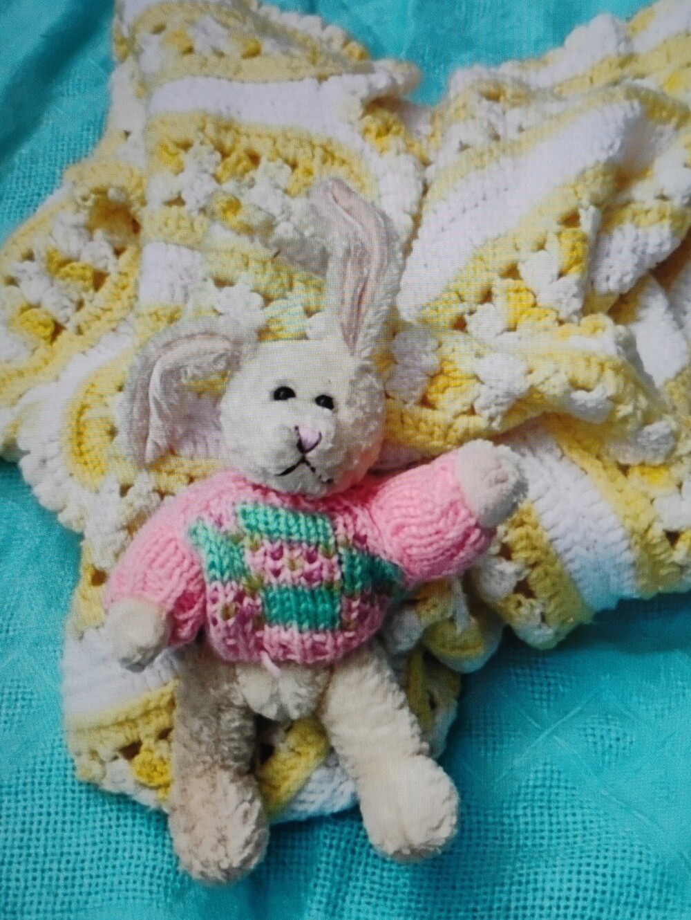 Infant Gift HANDMADE VINTAGE Crochet Blanket